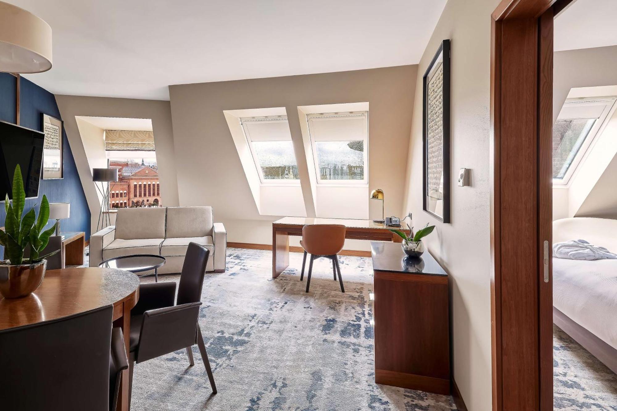 King Suite River View,1548855154:JPEG